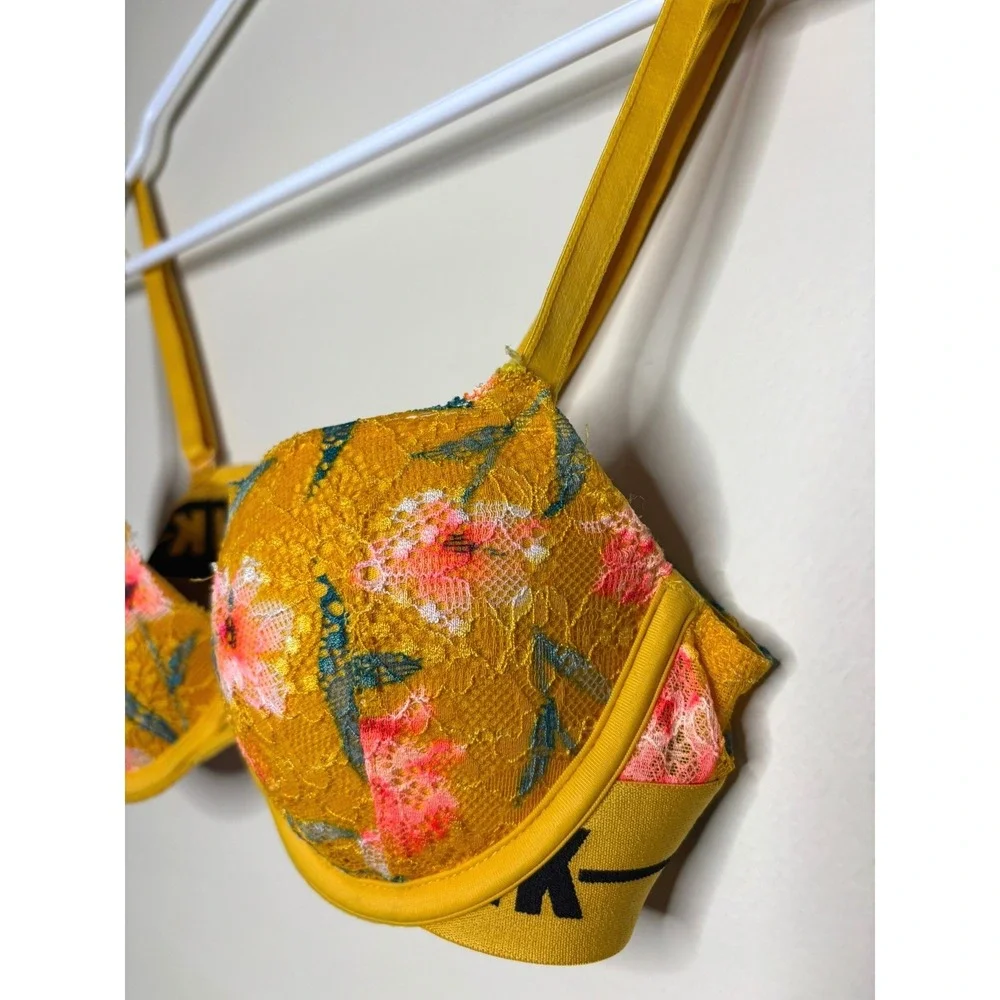 Victoria's Secret PINK Date Push-Up Bra Yellow Floral Lace Logo Band 32B
